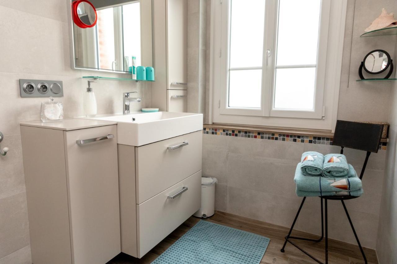 Cote Pecheur Bed and Breakfast Honfleur Eksteriør billede