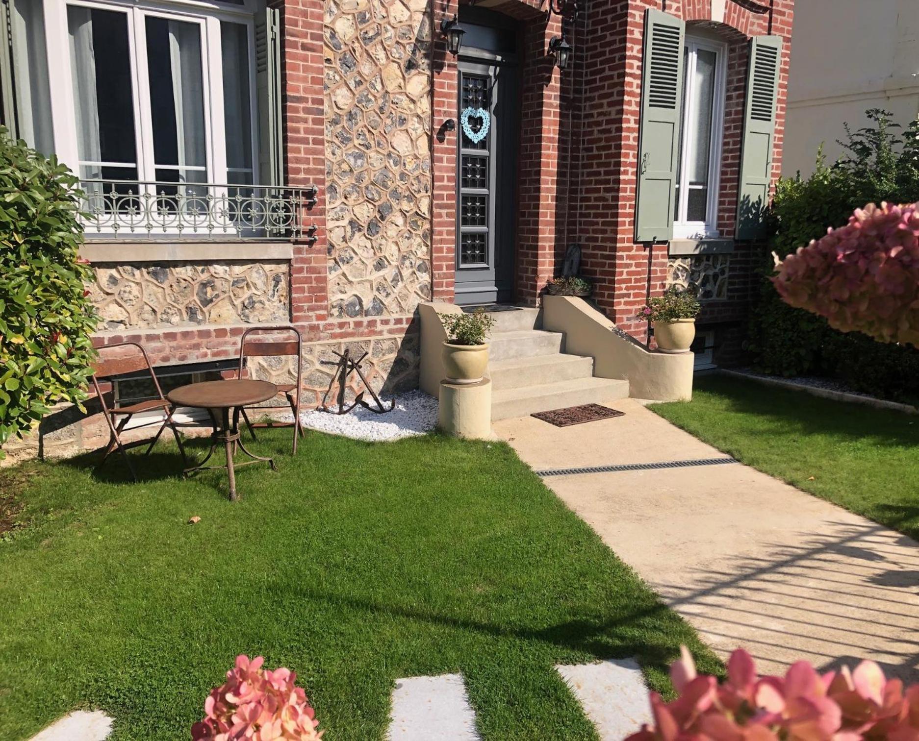 Cote Pecheur Bed and Breakfast Honfleur Eksteriør billede